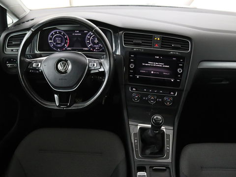 Volkswagen Golf 1.0 TSI Comfortline | Active Info Display | Carplay | Adaptive cruise | Climate control | Parkeerhulp | Bluetooth | LED