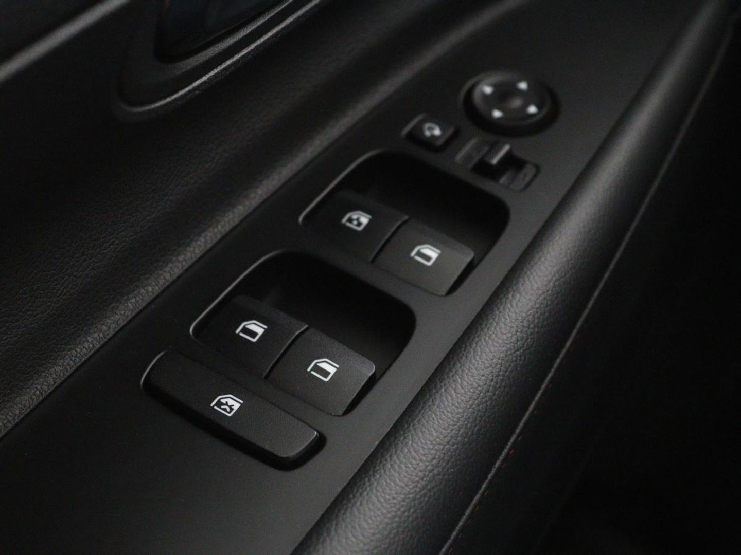 Hyundai i20 1.0 T-GDI N Line | 46.600km NAP | Carplay | Bose | Camera | Airco | Navigatie | PDC | Cruise control