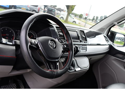Volkswagen Transporter 2.0 TDI L2H1 DC Highline Adaptieve Cruise, Camera, 204PK, Automaat, LED, Electrische deur, Leder, Uniek!