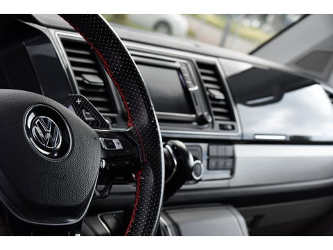 Volkswagen Transporter 2.0 TDI L2H1 DC Highline Adaptieve Cruise, Camera, 204PK, Automaat, LED, Electrische deur, Leder, Uniek!