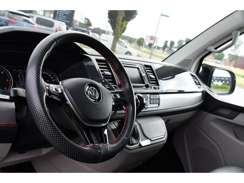 Volkswagen Transporter 2.0 TDI L2H1 DC Highline Adaptieve Cruise, Camera, 204PK, Automaat, LED, Electrische deur, Leder, Uniek!