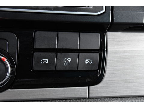 Volkswagen Transporter 2.0 TDI L2H1 DC Highline Adaptieve Cruise, Camera, 204PK, Automaat, LED, Electrische deur, Leder, Uniek!