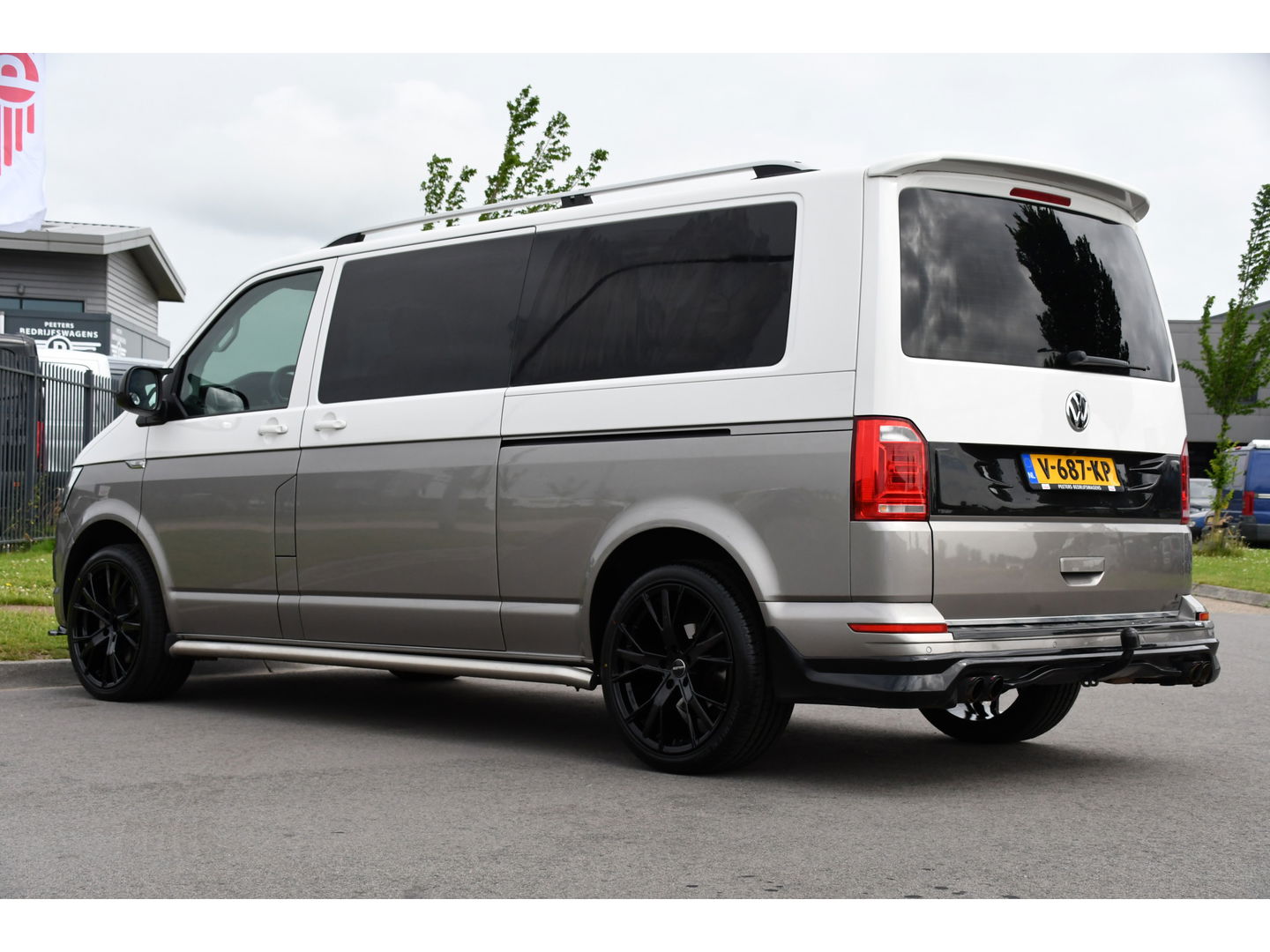 Volkswagen Transporter 2.0 TDI L2H1 DC Highline Adaptieve Cruise, Camera, 204PK, Automaat, LED, Electrische deur, Leder, Uniek!