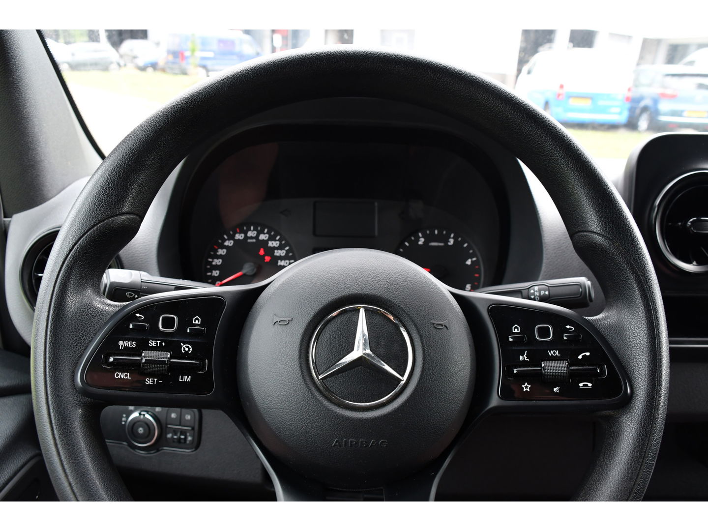 Mercedes-Benz Sprinter 316 2.2 CDI L2H1 PB Edition Camera, Cruise, Carplay, Standkachel, Automaat, Stoelverwarming, Multimedia, 164PK, Uniek!
