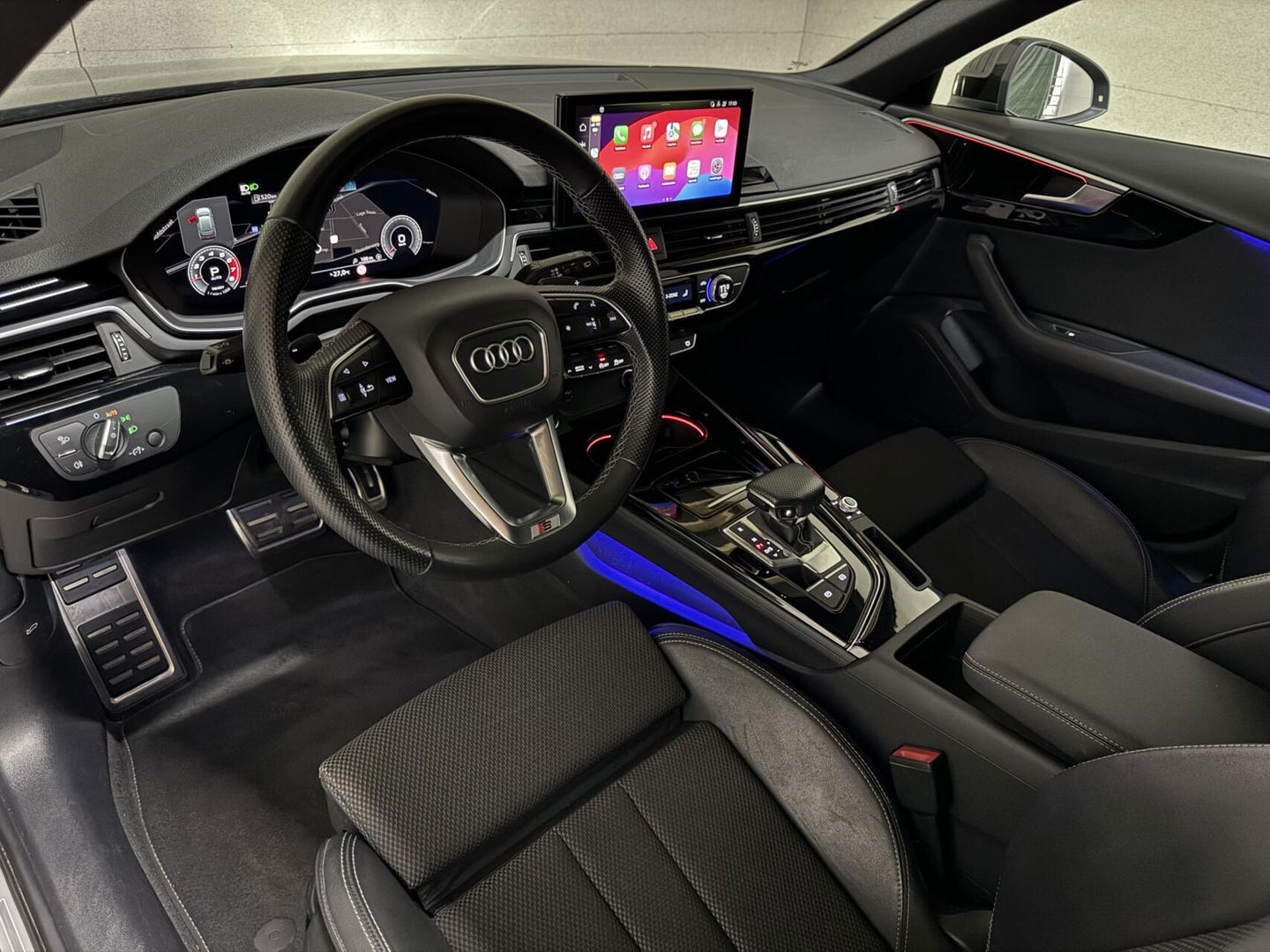 Audi A4 Avant 35 TFSI S-Line Black Edition Pano Virtual Sfeer NAP