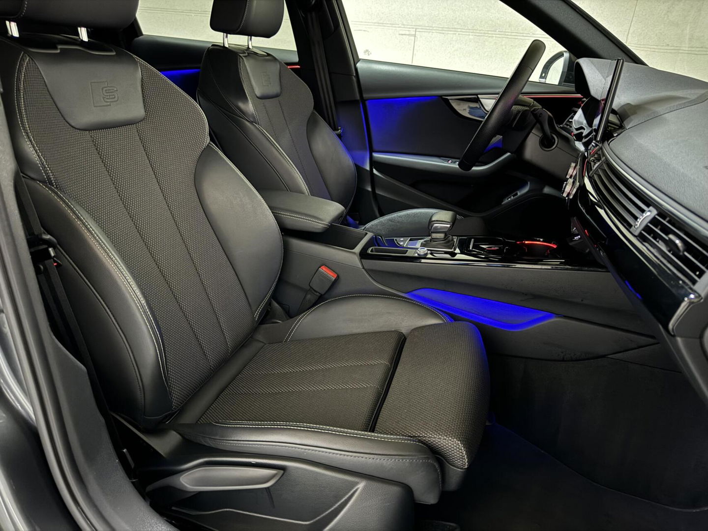 Audi A4 Avant 35 TFSI S-Line Black Edition Pano Virtual Sfeer NAP