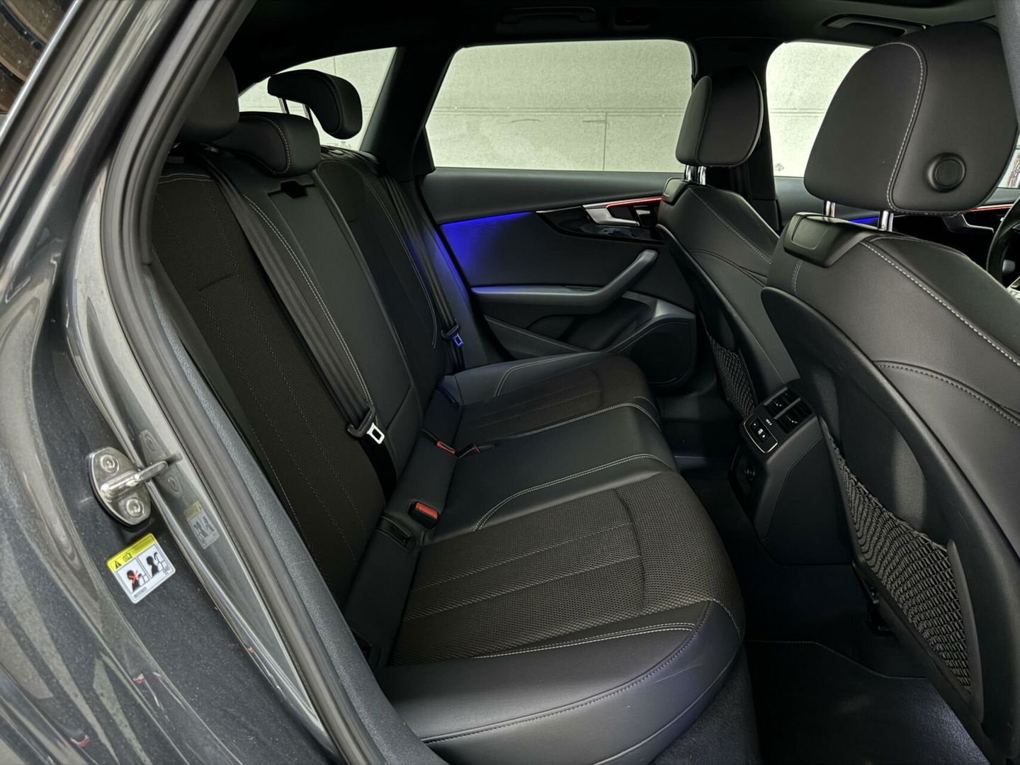 Audi A4 Avant 35 TFSI S-Line Black Edition Pano Virtual Sfeer NAP