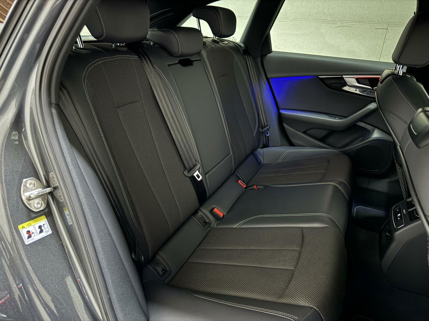 Audi A4 Avant 35 TFSI S-Line Black Edition Pano Virtual Sfeer NAP