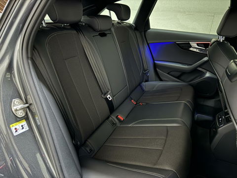 Audi A4 Avant 35 TFSI S-Line Black Edition Pano Virtual Sfeer NAP