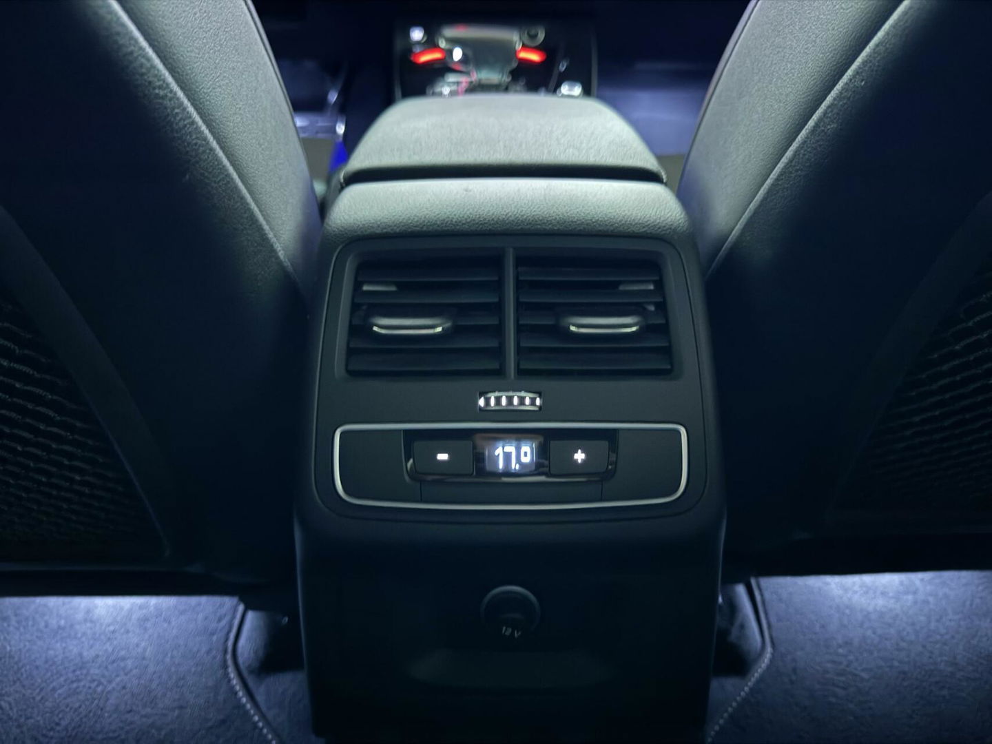 Audi A4 Avant 35 TFSI S-Line Black Edition Pano Virtual Sfeer NAP