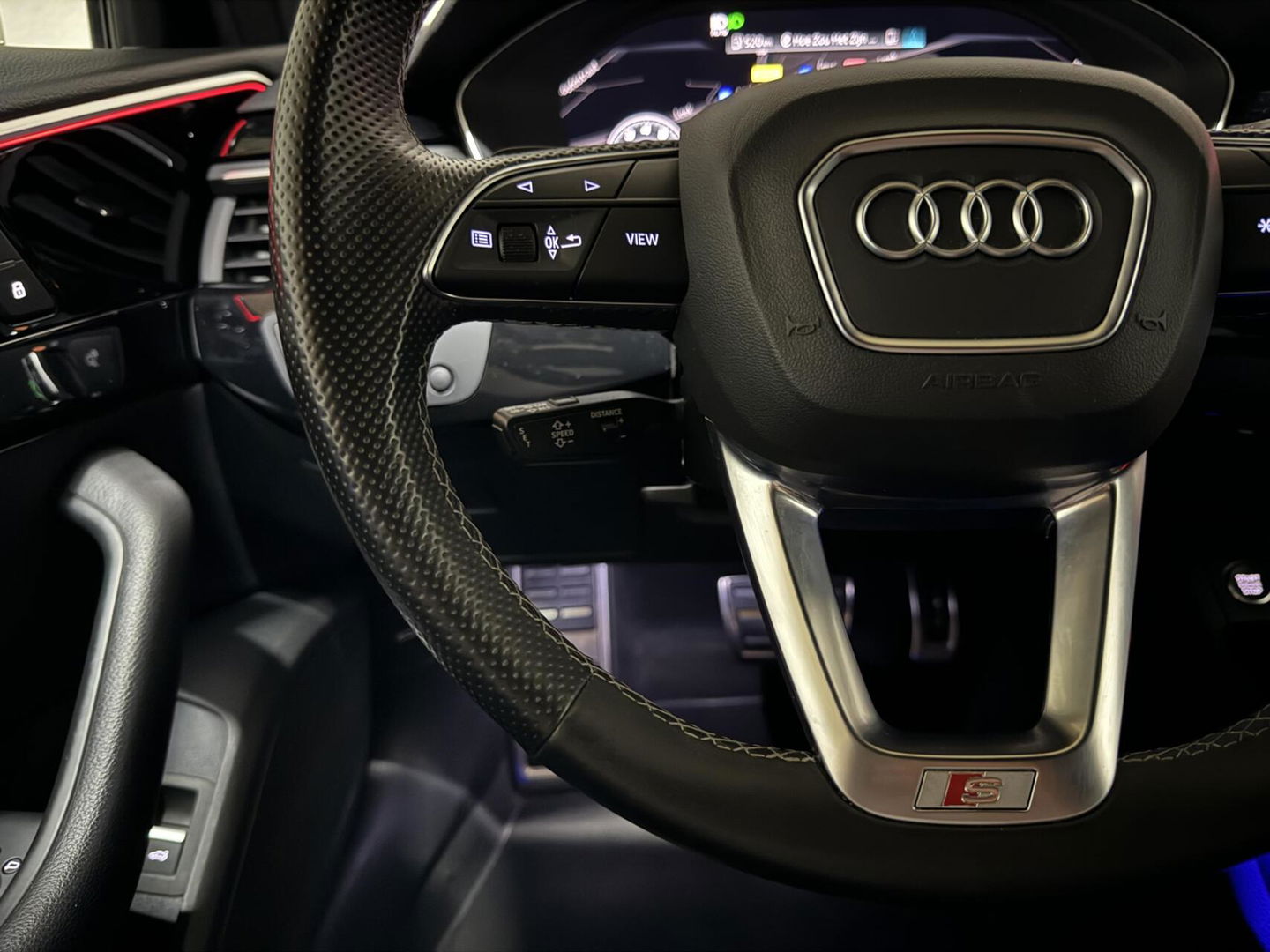 Audi A4 Avant 35 TFSI S-Line Black Edition Pano Virtual Sfeer NAP