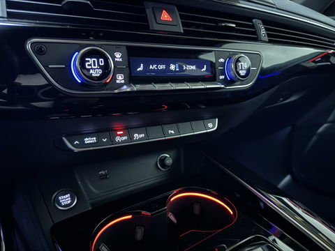 Audi A4 Avant 35 TFSI S-Line Black Edition Pano Virtual Sfeer NAP