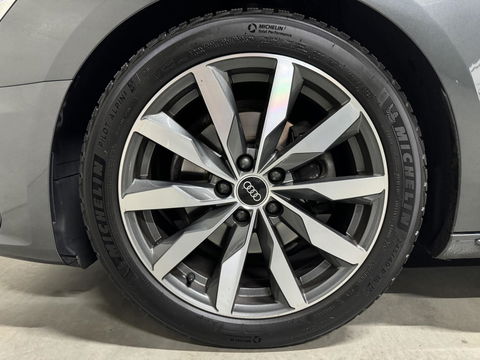Audi A4 Avant 35 TFSI S-Line Black Edition Pano Virtual Sfeer NAP