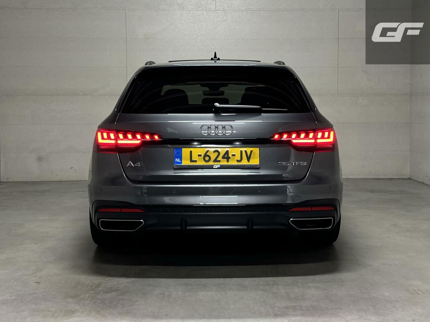 Audi A4 Avant 35 TFSI S-Line Black Edition Pano Virtual Sfeer NAP