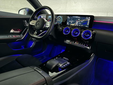 Mercedes-Benz CLA 250 e AMG Designo Matt Pano Burmester Sfeer 360° Memory ACC NAP