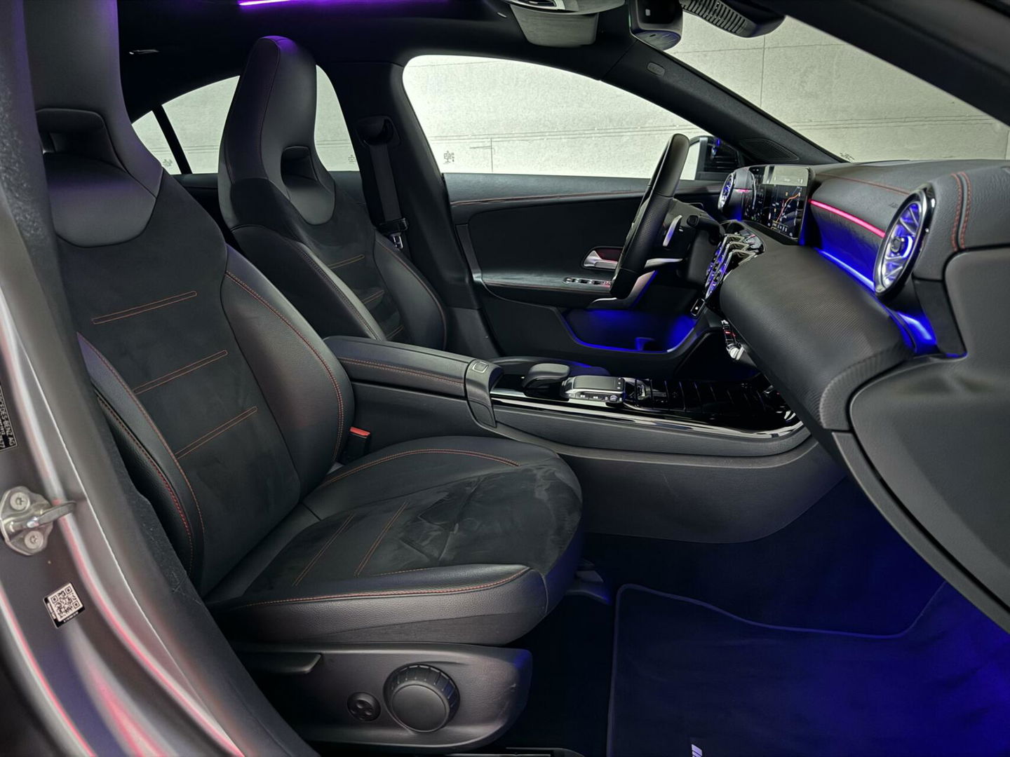 Mercedes-Benz CLA 250 e AMG Designo Matt Pano Burmester Sfeer 360° Memory ACC NAP