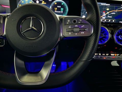 Mercedes-Benz CLA 250 e AMG Designo Matt Pano Burmester Sfeer 360° Memory ACC NAP