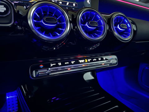 Mercedes-Benz CLA 250 e AMG Designo Matt Pano Burmester Sfeer 360° Memory ACC NAP