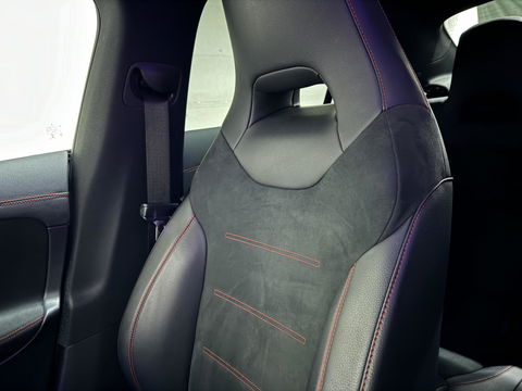 Mercedes-Benz CLA 250 e AMG Designo Matt Pano Burmester Sfeer 360° Memory ACC NAP
