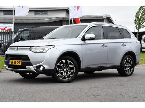 Mitsubishi Outlander 2.0 PHEV Executive Edition X-Line Cruise, Automaat, Airco, Trekhaak, 122PK, Multimedia, Uniek!