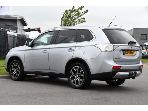 Mitsubishi Outlander 2.0 PHEV Executive Edition X-Line Cruise, Automaat, Airco, Trekhaak, 122PK, Multimedia, Uniek!