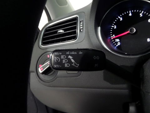 Volkswagen Polo 1.0 Comfortline Edition "Origineel NL!" Bluetooth Cruise-control 15"Velgen, van 2e eigenaar in zeer nette staat!
