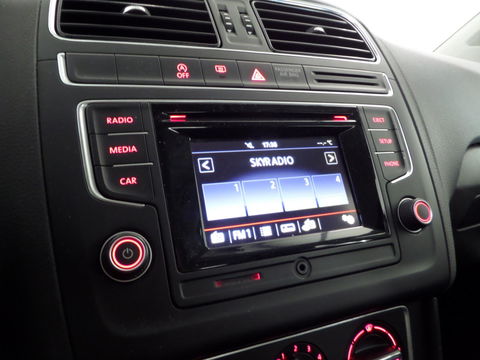 Volkswagen Polo 1.0 Comfortline Edition "Origineel NL!" Bluetooth Cruise-control 15"Velgen, van 2e eigenaar in zeer nette staat!