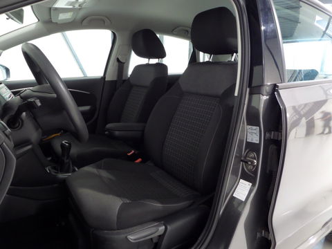 Volkswagen Polo 1.0 Comfortline Edition "Origineel NL!" Bluetooth Cruise-control 15"Velgen, van 2e eigenaar in zeer nette staat!