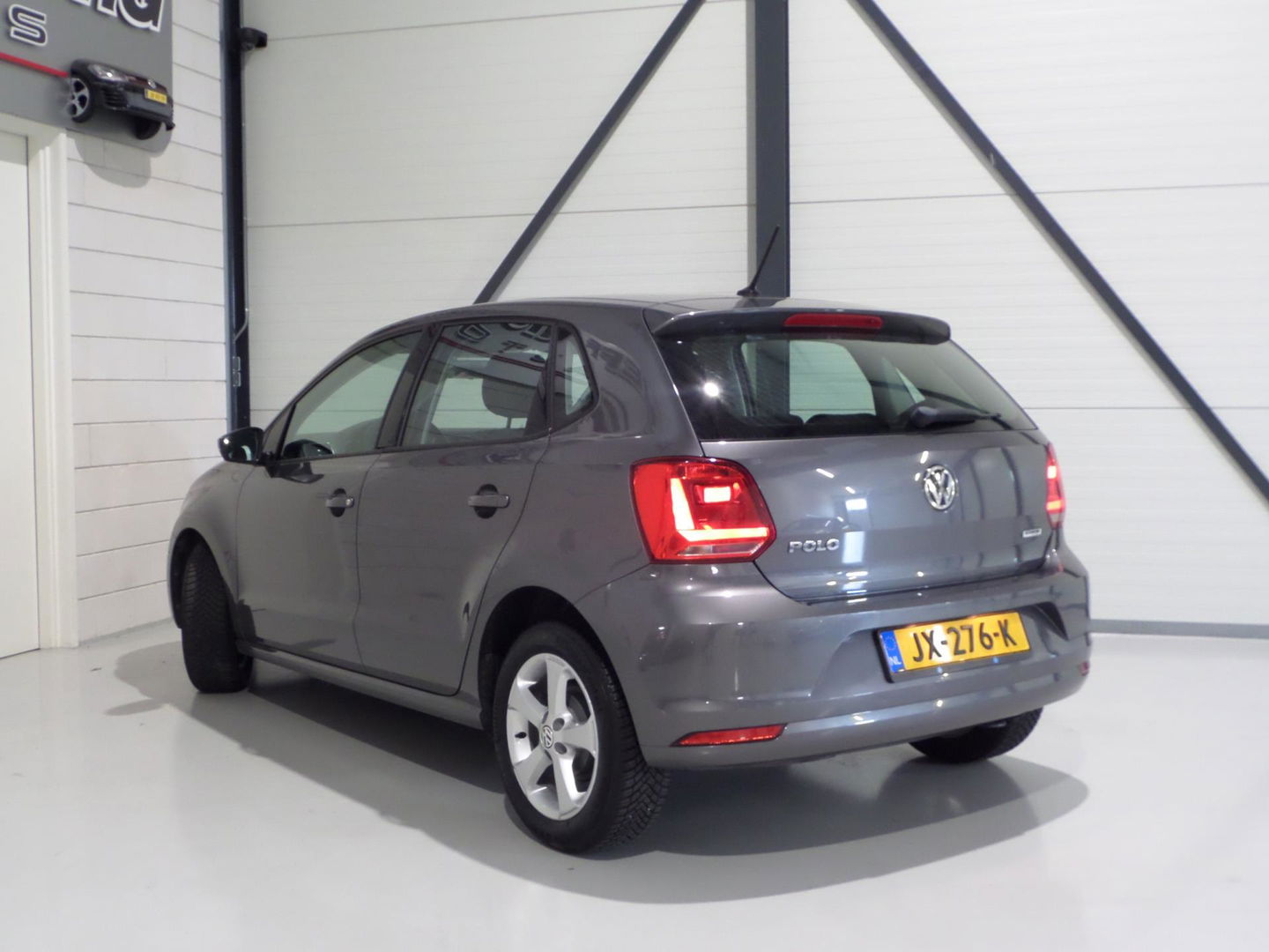Volkswagen Polo 1.0 Comfortline Edition "Origineel NL!" Bluetooth Cruise-control 15"Velgen, van 2e eigenaar in zeer nette staat!