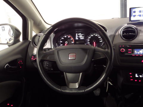 SEAT Ibiza 1.2 TSI Chill Out plus "Origineel NL!" Navigatie Bluetooth Cruise-control, van 2e eigenaar in nieuwstaat !