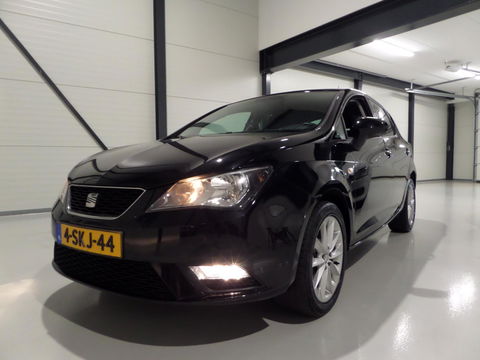 SEAT Ibiza 1.2 TSI Chill Out plus "Origineel NL!" Navigatie Bluetooth Cruise-control, van 2e eigenaar in nieuwstaat !