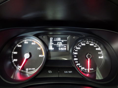 SEAT Ibiza 1.2 TSI Chill Out plus "Origineel NL!" Navigatie Bluetooth Cruise-control, van 2e eigenaar in nieuwstaat !
