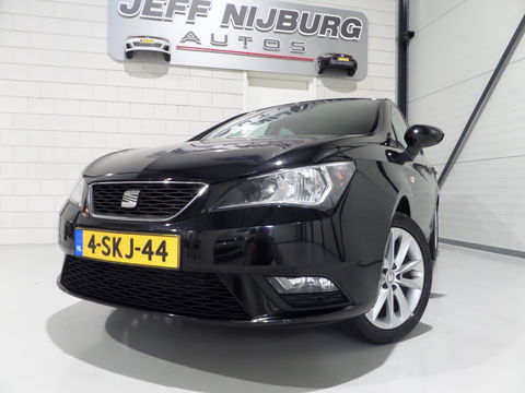 SEAT Ibiza 1.2 TSI Chill Out plus "Origineel NL!" Navigatie Bluetooth Cruise-control, van 2e eigenaar in nieuwstaat !