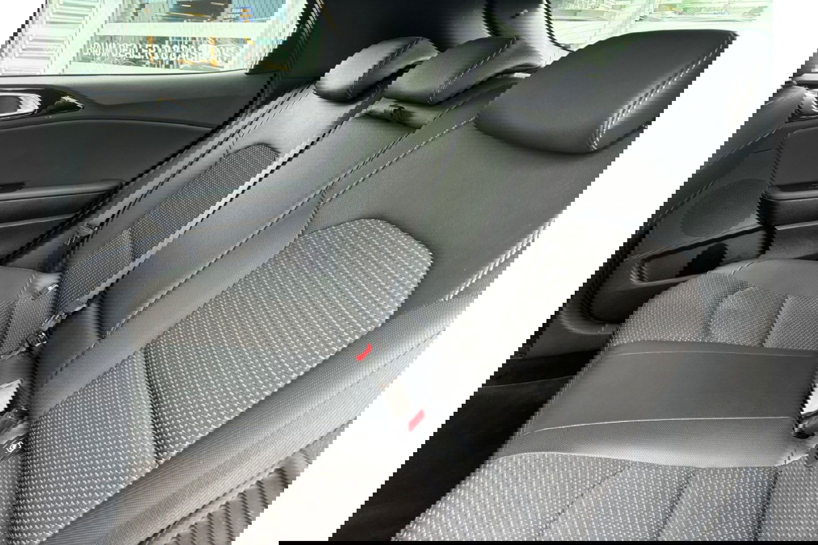 Kia Xceed 1.6 GDI PHEV EXCLUSIVE AUTOMAAT AIRCO NAVI PDC-CAMERA.
