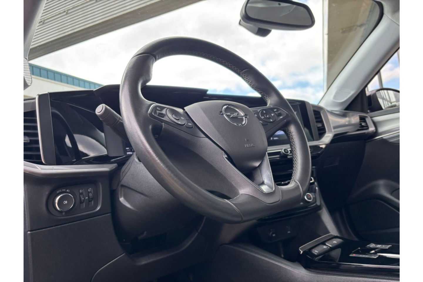 Opel Mokka 1.2 TURBO 130PK AUTOMAAT AIRCO NAVI PDC-CAMERA.