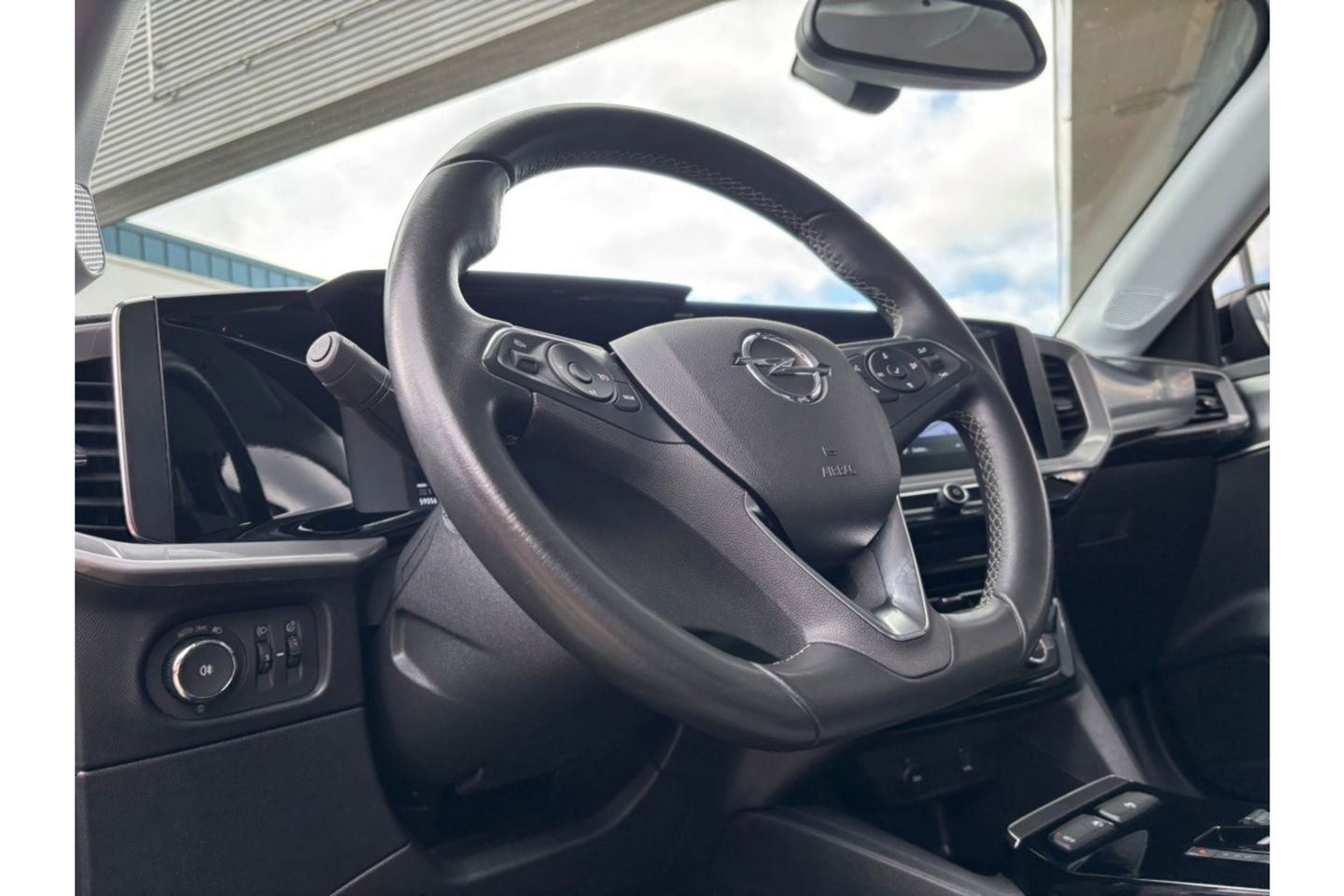 Opel Mokka 1.2 TURBO 130PK AUTOMAAT AIRCO NAVI PDC-CAMERA.