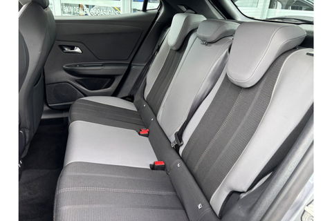 Opel Mokka 1.2 TURBO 130PK AUTOMAAT AIRCO NAVI PDC-CAMERA.