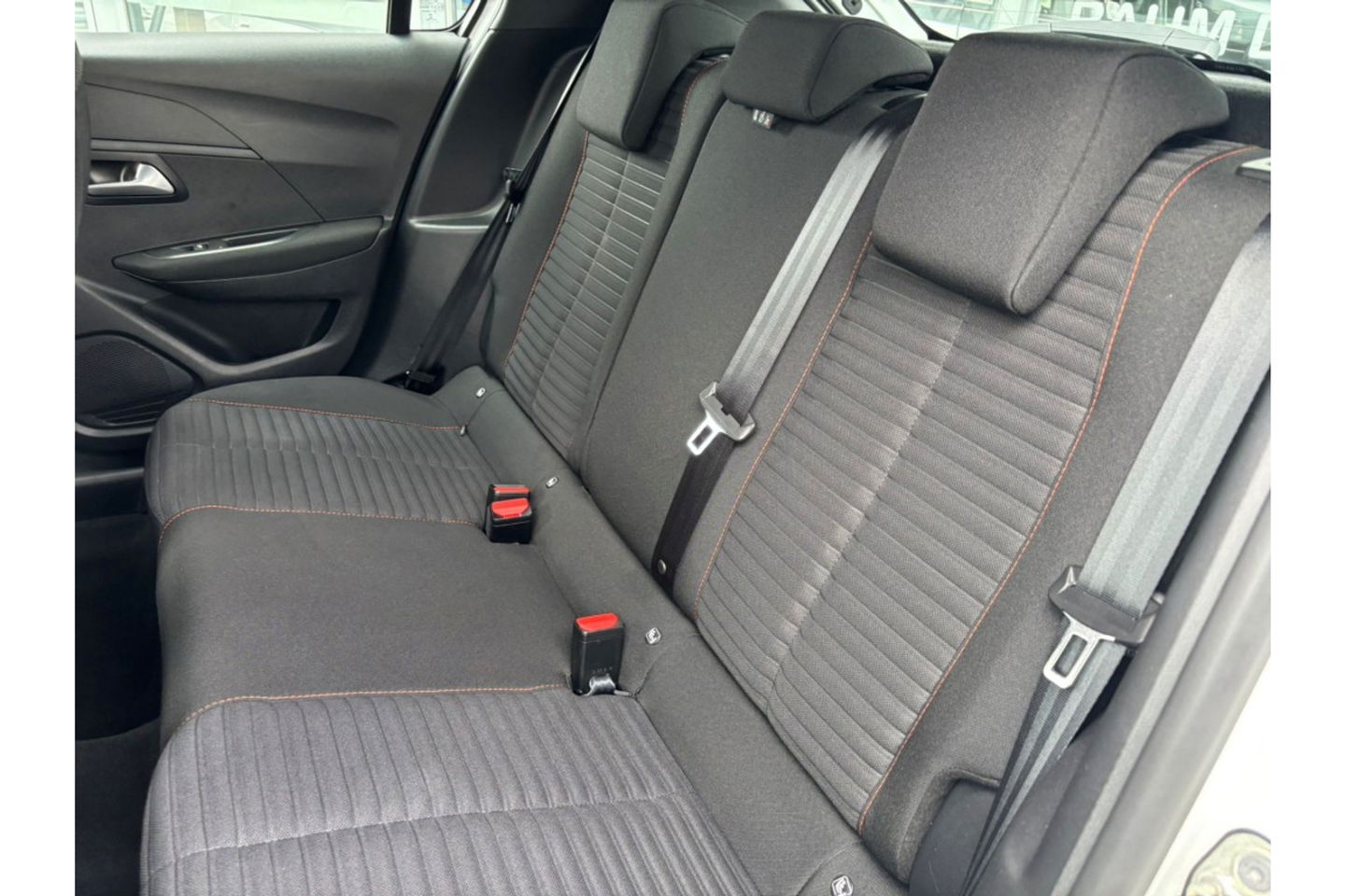 Peugeot 208 1.2 PT ACTIVE PACK AIRCO CRUISE NAVI PDC LMV
