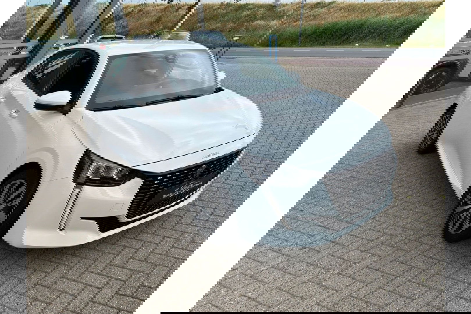 Peugeot 208 1.2 PT ACTIVE PACK AIRCO CRUISE NAVI PDC LMV
