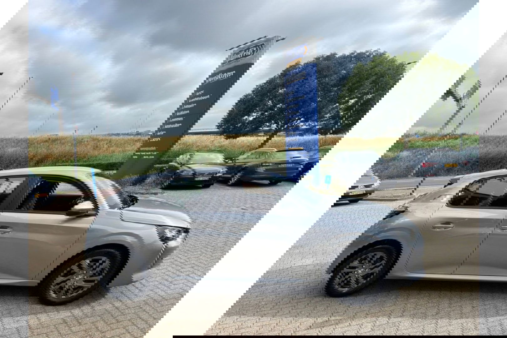 Peugeot 208 1.2 PURETECH ACTIVE NAVI LMV PDC AIRCO