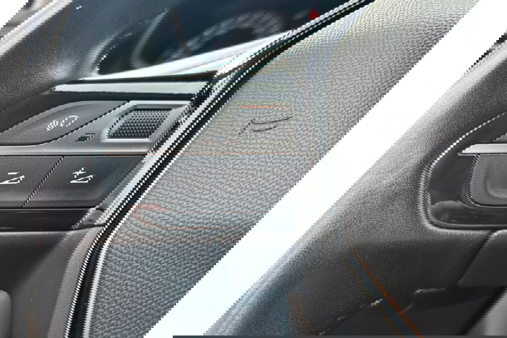 Peugeot 208 1.2 PURETECH ACTIVE NAVI LMV PDC AIRCO