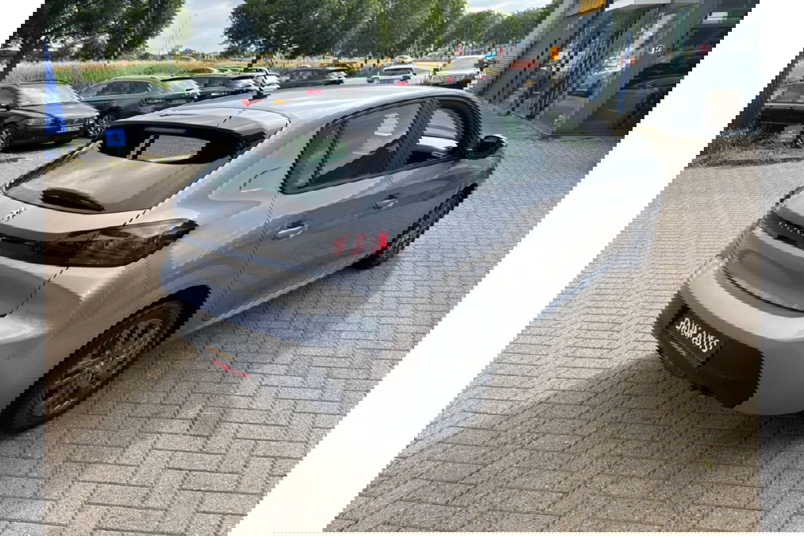 Peugeot 208 1.2 PURETECH ACTIVE NAVI LMV PDC AIRCO