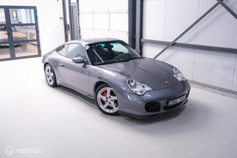 Porsche 911 3.6 Coupé Carrera 4S