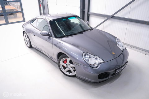 Porsche 911 3.6 Coupé Carrera 4S