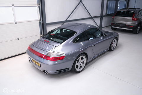 Porsche 911 3.6 Coupé Carrera 4S