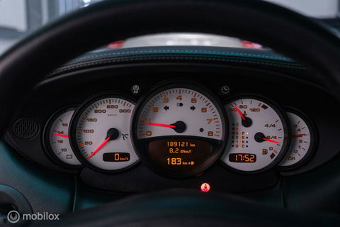 Porsche 911 3.6 Coupé Carrera 4S