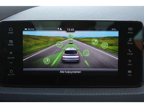 Škoda Kamiq FL 1.0 TSI DSG Monte Carlo | PANO | STOEL & VOORRUIT VERW. | ADAPTIVE CRUISE | DIGI DASH | SPORT