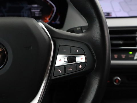 BMW 1 Serie 118i Sport Black Edition Navi Cruise CarPlay NAP