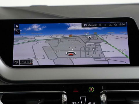 BMW 1 Serie 118i Sport Black Edition Navi Cruise CarPlay NAP