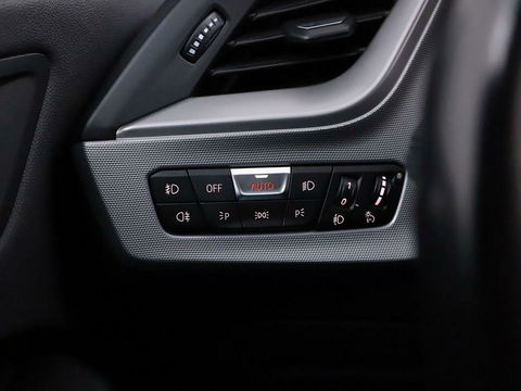BMW 1 Serie 118i Sport Black Edition Navi Cruise CarPlay NAP